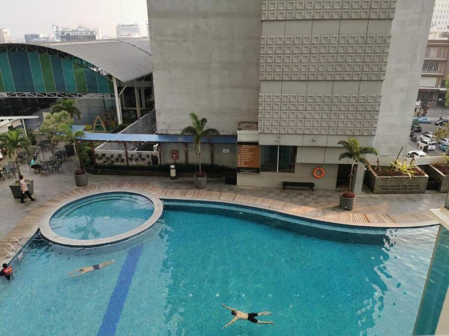 Two Bedroom Apartment at el Royale Hotel Bandung Buitenkant foto